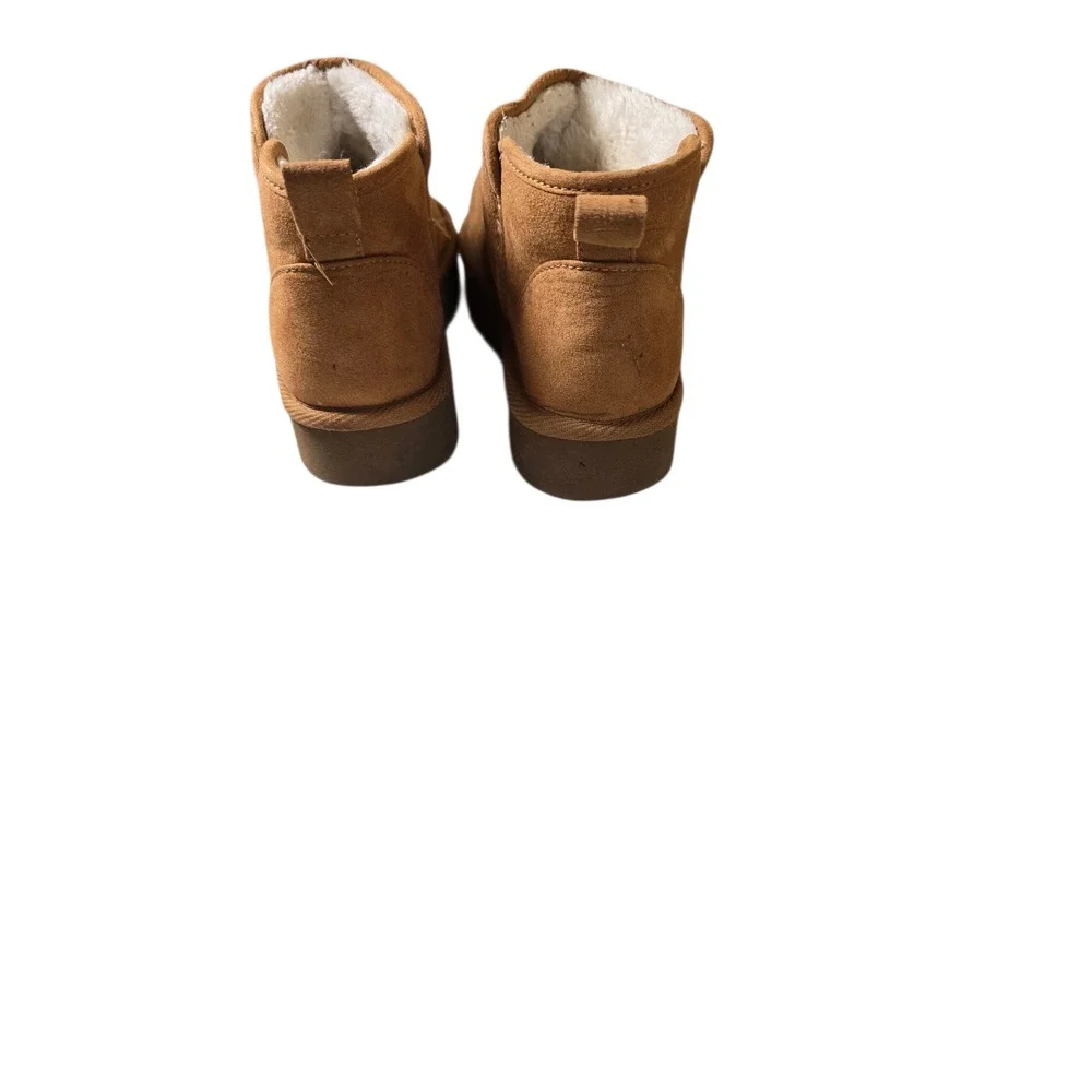 N/A cozy chestnut